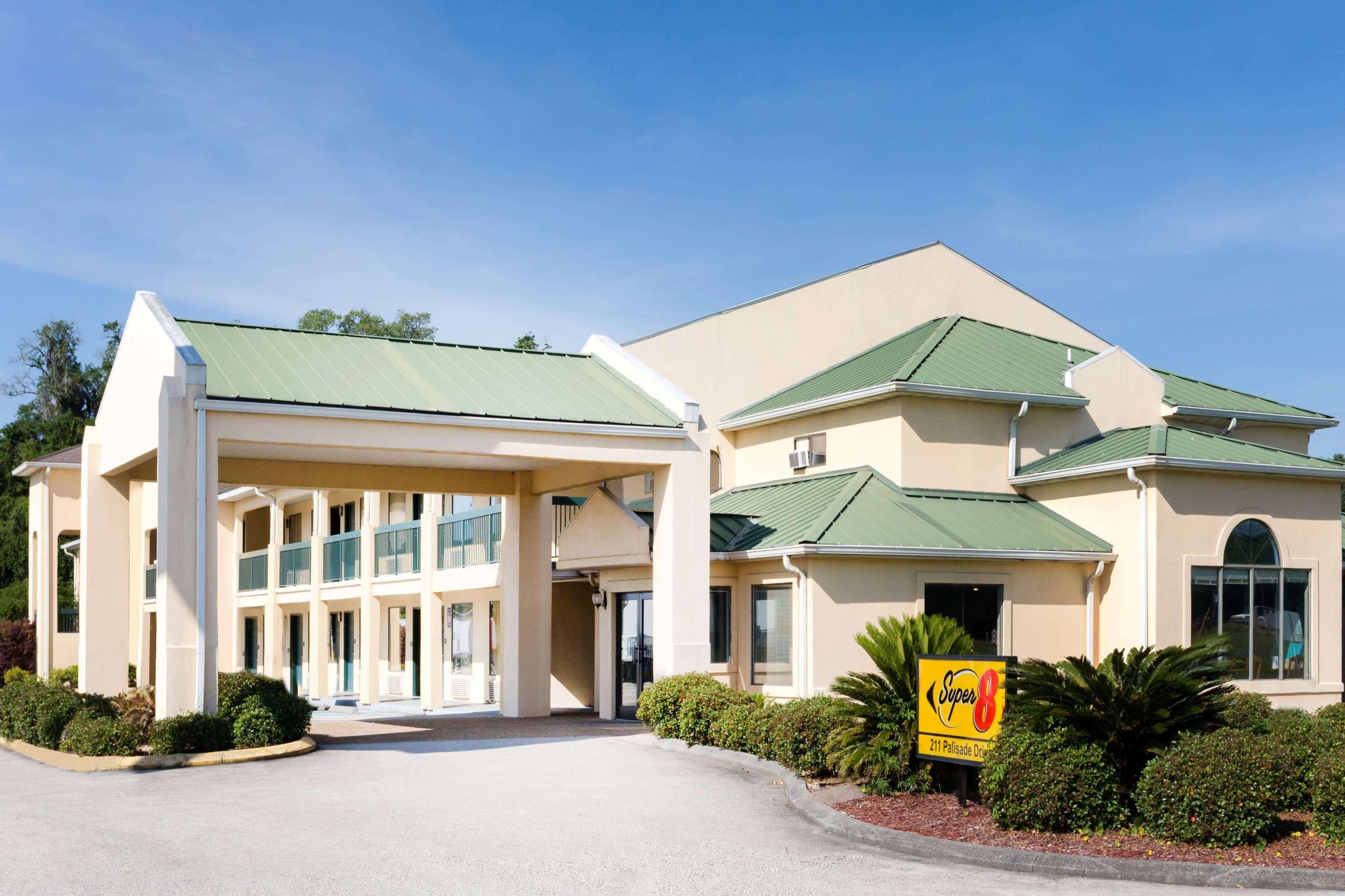 Super 8 By Wyndham Brunswick South I-95 Exterior foto
